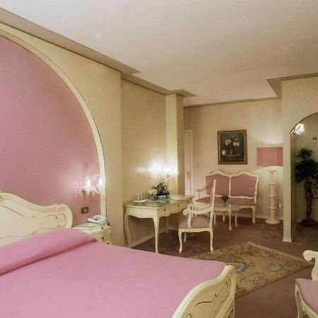 Hotel Il Burchiello ミーラ エクステリア 写真