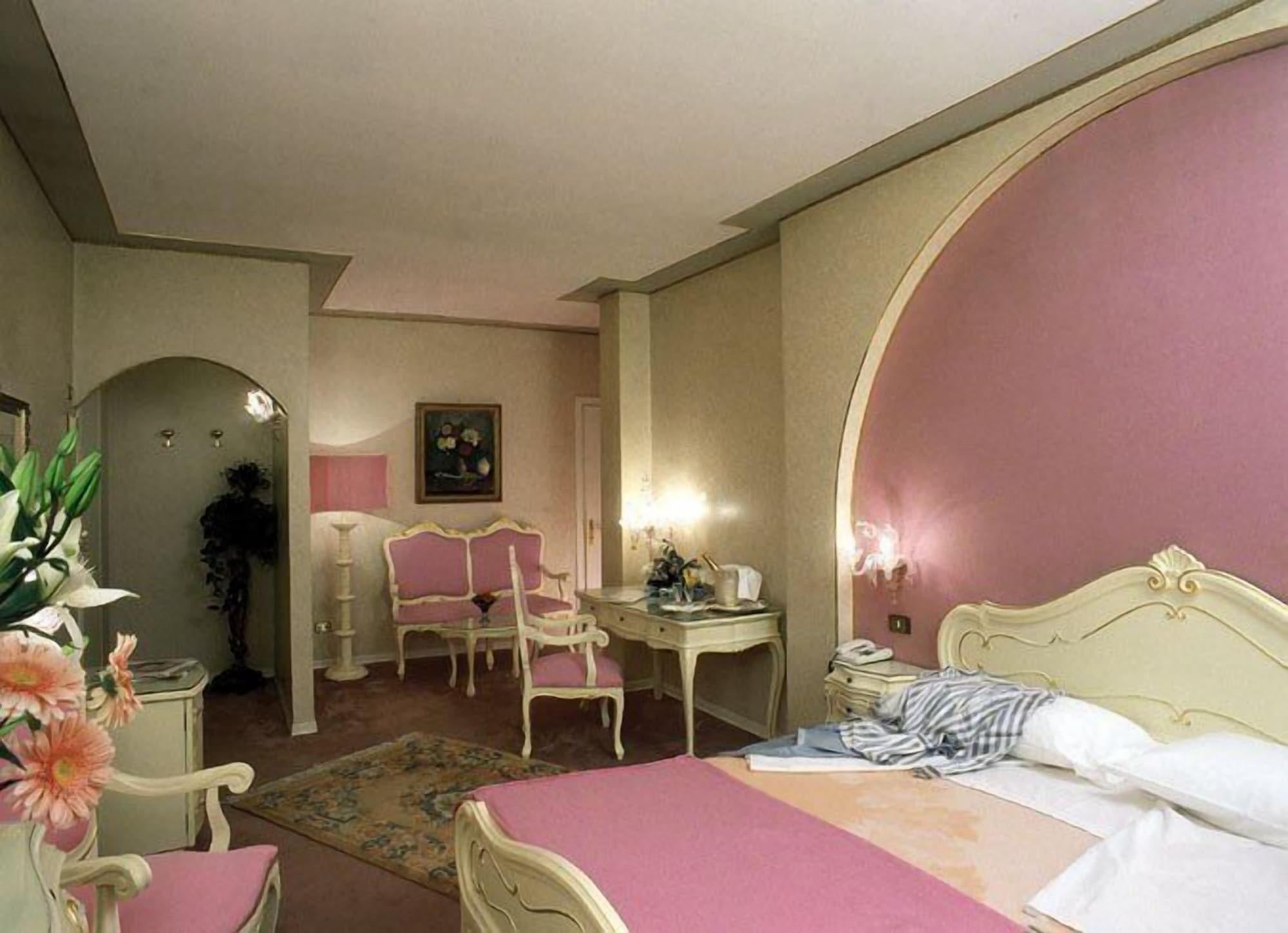 Hotel Il Burchiello ミーラ エクステリア 写真